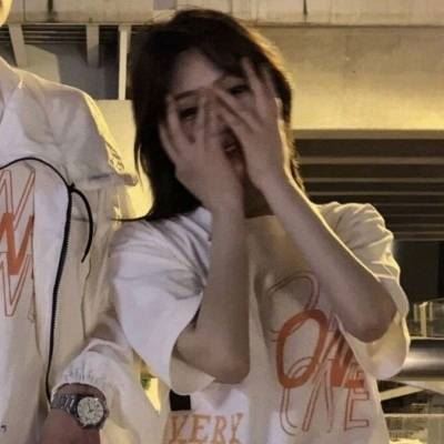情侣头像真人一人一半个性我要个性网 超级虐狗的情侣头像一人一张真人
