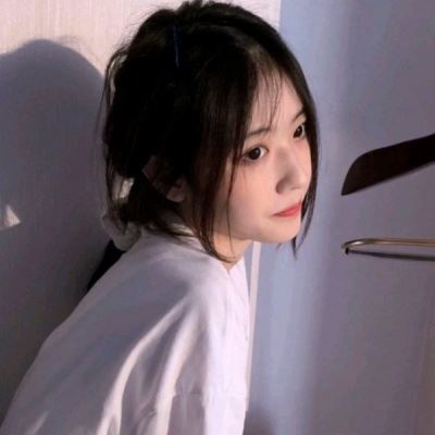 网图女生头像真人超清 遮脸 网图女生头像真人超清16