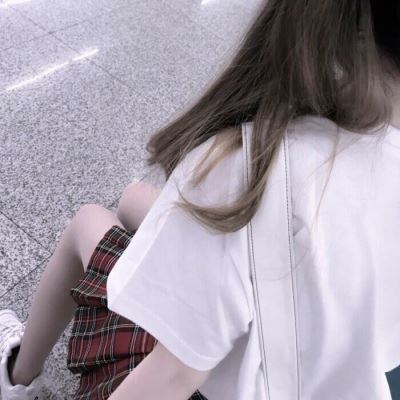网图女生头像真人超清 遮脸 网图女生头像真人超清16