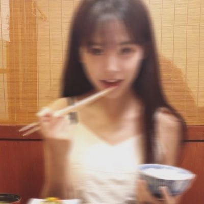 好看的微信头像女模糊 女生微信头像 清晰