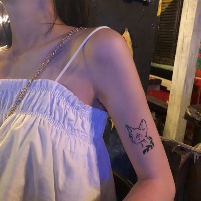 网图女生头像真人超清 遮脸 网图女生头像真人超清16