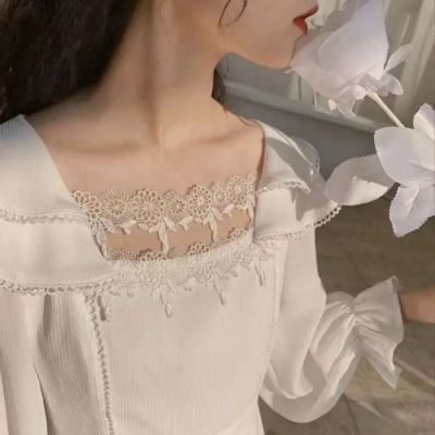 超级撩人女生头像锁骨 超级撩人女生头像高清白色