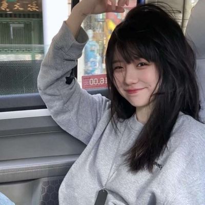 微信头像网图 女生 网络美女照片高清微信头像
