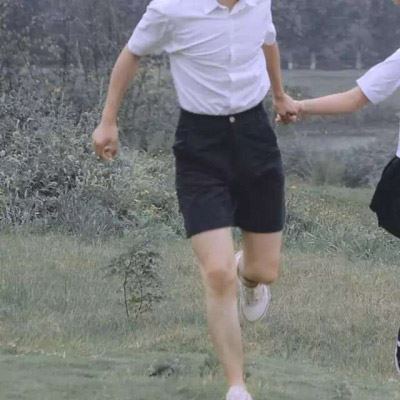 情侣头像真人两张配对唯美 情侣头像 真人情头双人