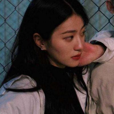 高冷情侣头像一男一女2022年 情侣头像一人一半2022新款个性
