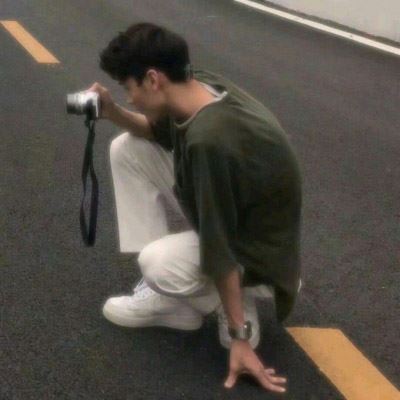 拼接情侣头像一人一半男女两张一起的 情侣头像一人一张分开图片真人版
