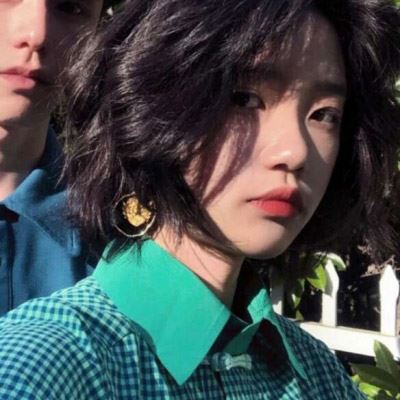情侣头像真人一人一半男女分开两张 好看的情侣头像图片真人 一人一半
