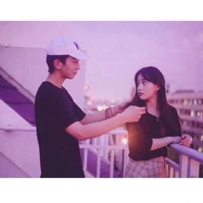 情侣头像真人一人一半男女分开两张 好看的情侣头像图片真人 一人一半