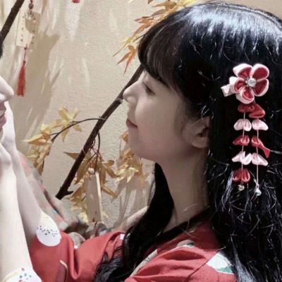 情侣头像真人一人一半男女分开两张 好看的情侣头像图片真人 一人一半