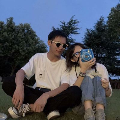 个性到炸裂的一对情侣头像 好看的不易撞双人情侣头像