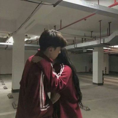 个性到炸裂的一对情侣头像 好看的不易撞双人情侣头像