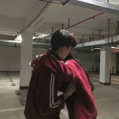 个性到炸裂的一对情侣头像 好看的不易撞双人情侣头像