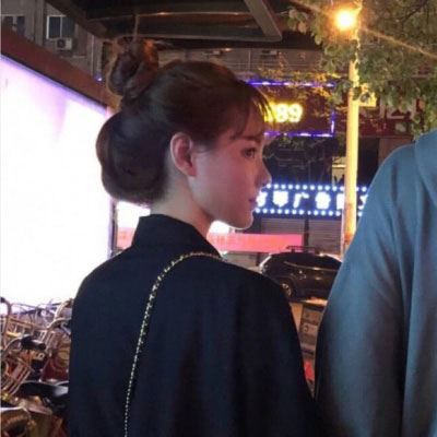 情侣头像背影一对分开 情头 情侣 一人一半背影