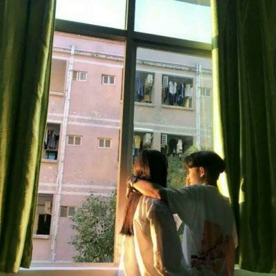 情侣头像背影一对分开 情头 情侣 一人一半背影