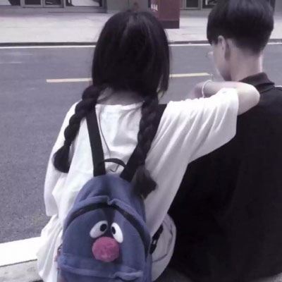 情侣头像背影一对分开 情头 情侣 一人一半背影