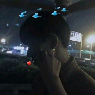 夕阳下的情侣头像 夕阳下的情侣头像一左一右