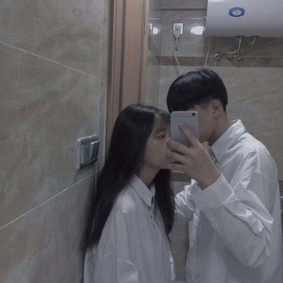 4个人用的情侣头像 4人情侣头像图片