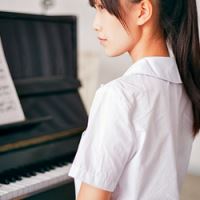 初中女生照片头像挡脸 初中女qq头像照片