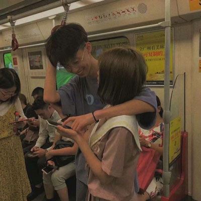 抖音情侣头像个性呆萌一对 超火抖音情侣头像一对