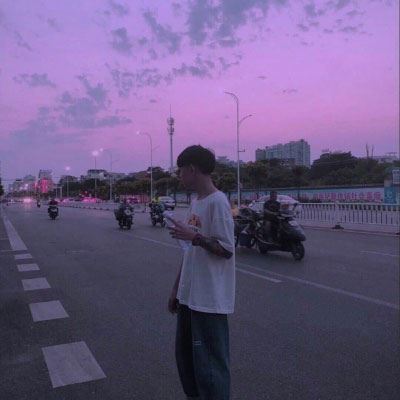 情侣头像真人一人一张分开 情侣头像真人一人一半 分开 个性