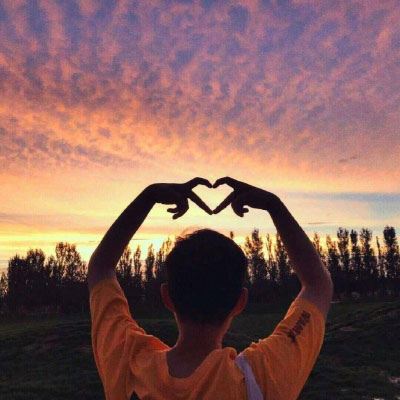 情侣头像真人一人一张分开 情侣头像真人一人一半 分开 个性