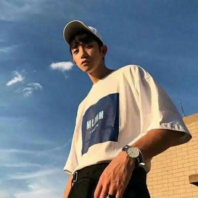 情侣头像真人一人一张分开 情侣头像真人一人一半 分开 个性