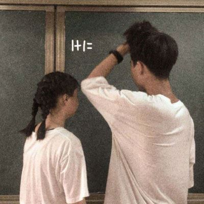 情侣头像背影一男一女一对 情侣背影头像图片一男一女仰望星空
