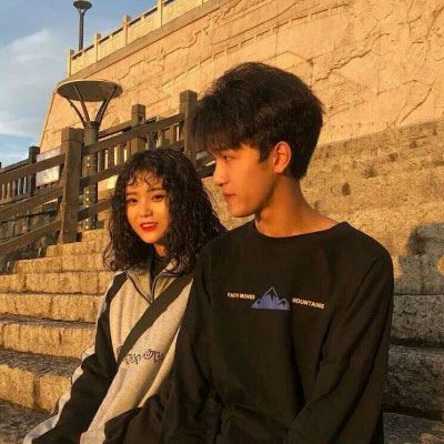 抖音最火的情侣头像 网名 抖音最近很火的情侣图 头像