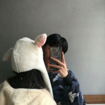 情侣头像姐弟恋情侣头像 好看的小姐姐情侣头像