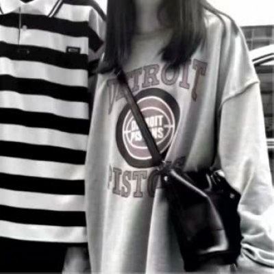 情侣头像不漏脸 情侣头像不露脸一人一半