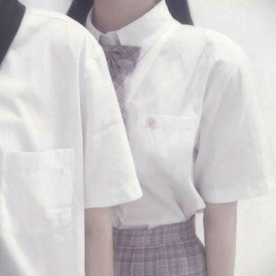 情侣头像不漏脸 情侣头像不露脸一人一半