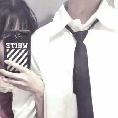 情侣头像不漏脸 情侣头像不露脸一人一半