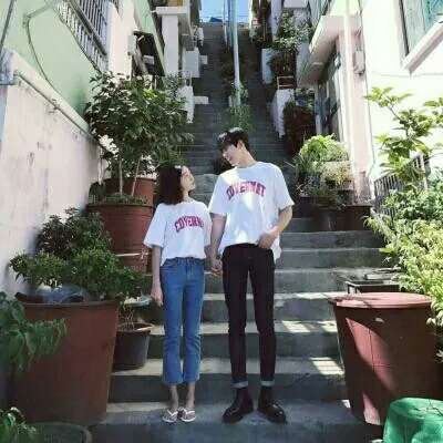 情侣头像呆萌两张配对 情侣头像配对卡通个性