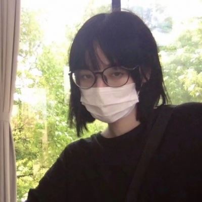 淡然安静的女生头像 唯美 安静优雅气质女生头像