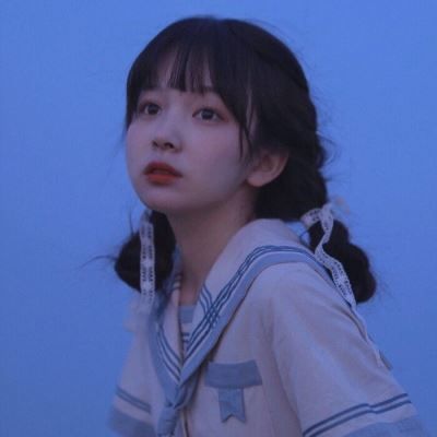 唯美蓝色系女生头像 个性 好看的头像图片小清新 女生 淡蓝色