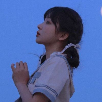 唯美蓝色系女生头像 个性 好看的头像图片小清新 女生 淡蓝色