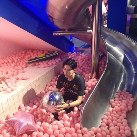 隐藏的情侣头像不容易看出来 情侣头像不明显的那种 看得出来