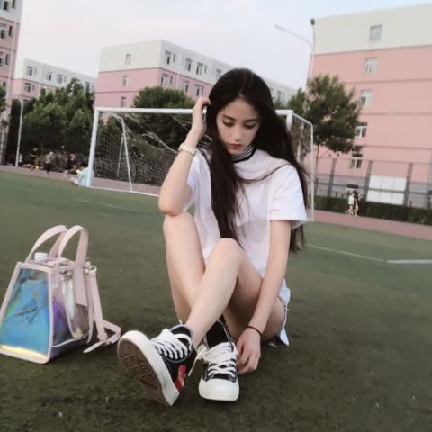 隐藏的情侣头像不容易看出来 情侣头像不明显的那种 看得出来