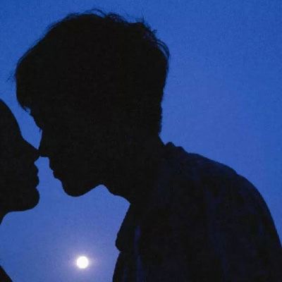 情侣头像背影一对分开 唯美背影情头一男一女分开