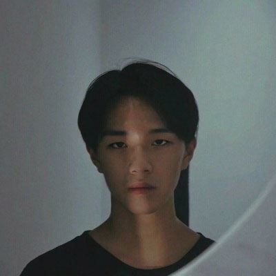 不明显的情侣头像一对真人 情侣头像一半一张 真人