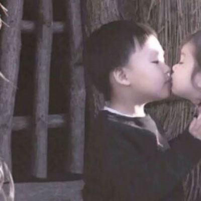 小孩情侣头像超萌一对 左一右 个性真人 情侣头像卡通呆萌一对 左一右