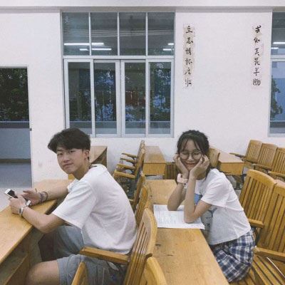 四人两组的情侣头像 情侣头像四人四张配对