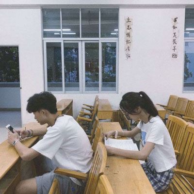 四人两组的情侣头像 情侣头像四人四张配对