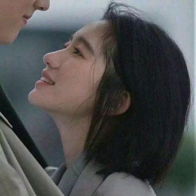 情侣头像真人一人一半分开霸气 情侣头像真人一人一半分开不明显
