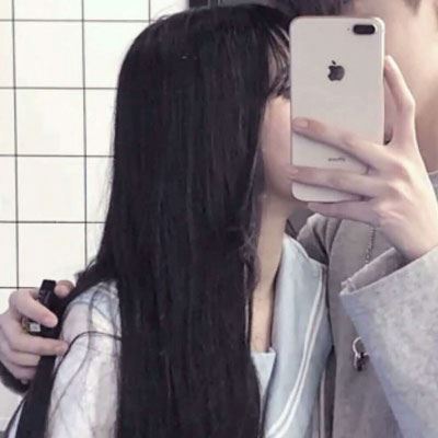 两个人的情侣头像一对两张 情侣图片一张图两个人