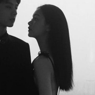 两个人的情侣头像一对两张 情侣图片一张图两个人