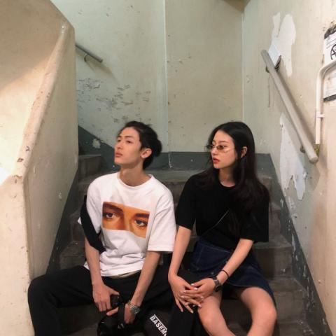 撩人超甜情侣头像一人一半 超甜的情头一人一半最新