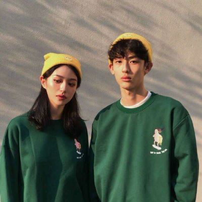 情侣头像学生穿校服动漫 学生情侣头像 校服卡通图片