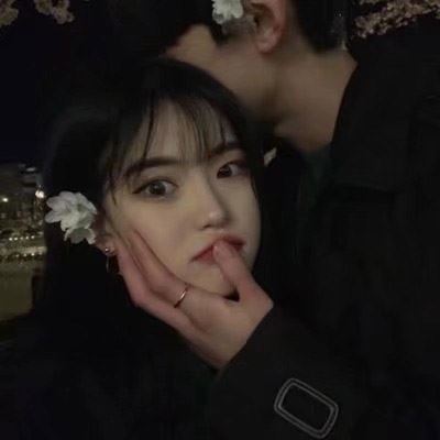 情侣秀恩爱头像一对两张唯美 清纯情侣头像两张