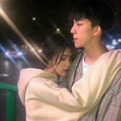 特别亲密的情侣头像 比较温馨的情侣双人头像